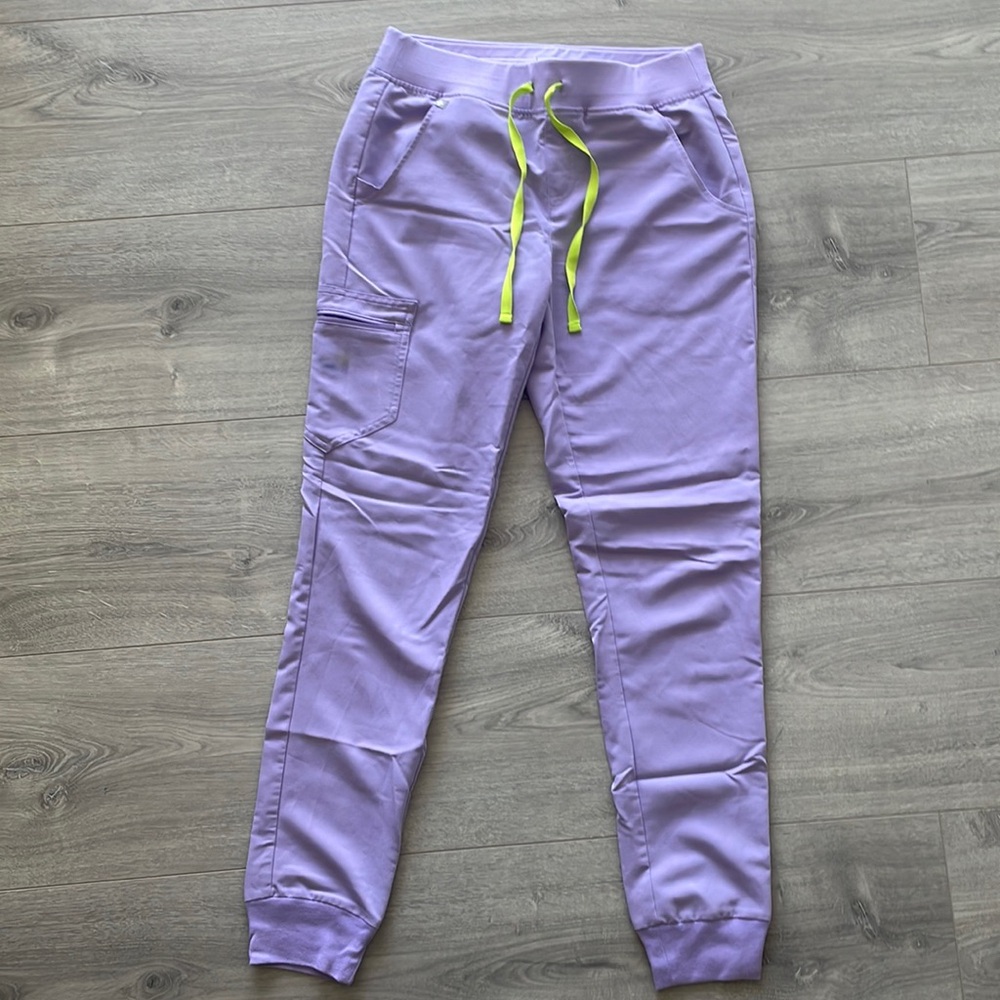 FIGS scrub joggers